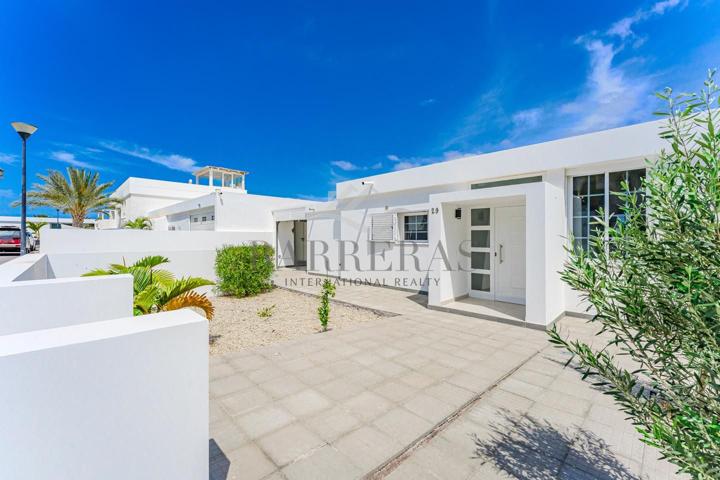 Encantadora Villa Bungalow en Costa del Silencio photo 0