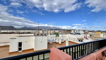 Luminoso ático en el Fraile photo 0