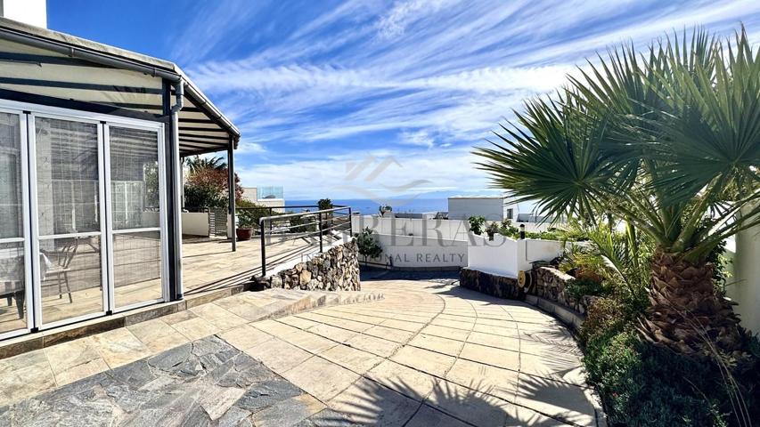 Descubre la Villa &quot;Ibiza&quot; photo 0