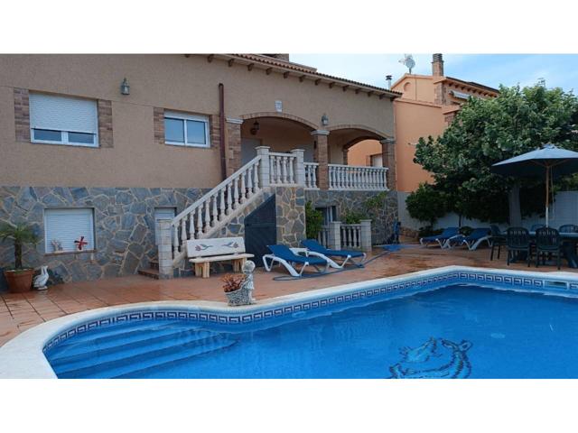 Magnífica Casa Esquinera con Vistas al Mar y Piscina en Roda de Barà photo 0