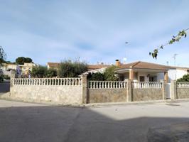 Bonita casa en Albinyana (Les Peces) photo 0