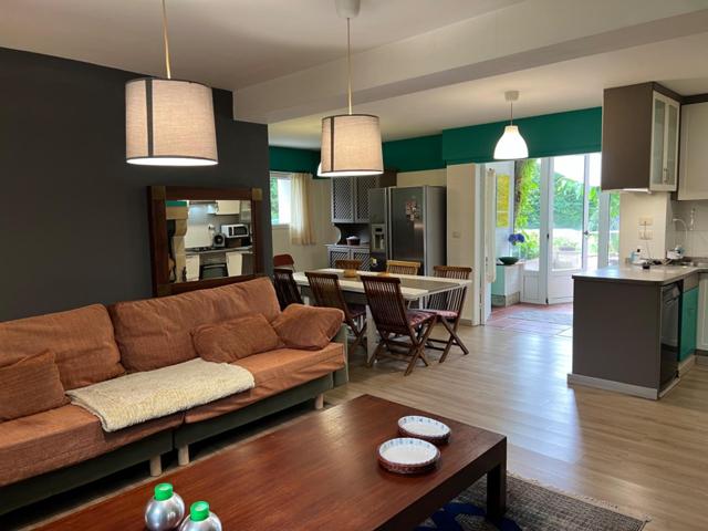 CHALET CON 9.000 M2 DE TERRENO A 10 MINUTOS DE OURENSE photo 0