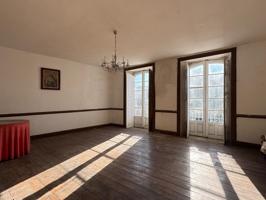 CASA UNIFAMILIAR IDEAL PARA INVERSORES photo 0