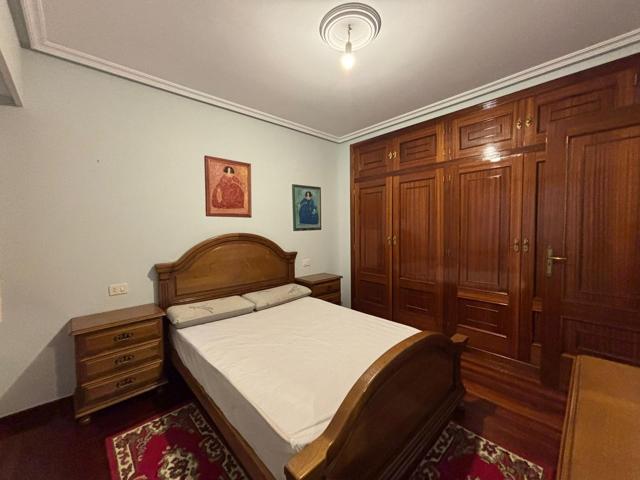 Piso amplio y luminoso en el centro de Ourense – Calle Reza photo 0