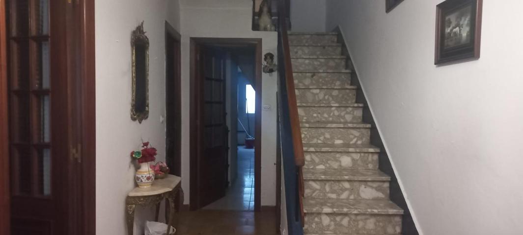 SE VENDE CASA EN EL CENTRO DE VILLALBA photo 0