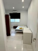 Habitación moderna con todas las comodidades photo 0