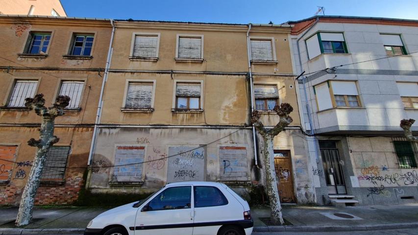 Casa En venta en Flores Del Sil, Ponferrada photo 0