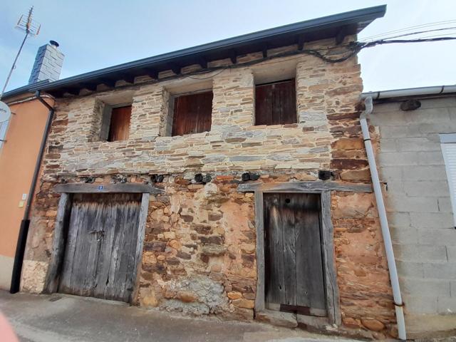 BONITA CASA DE PIEDRA CON PATIO EN MATACHANA photo 0