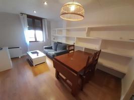 APARTAMENTO EN ALQUILER EN PLENO CENTRO photo 0
