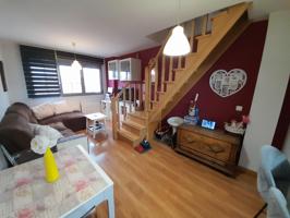 APARTAMENTO TIPO DUPLEX CON GARAJE CERRADO EN EL CENTRO DE PONFERRADA photo 0