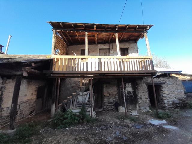 CASA DE PUEBLO PARA REFORMAR CON TERRENO EN VILLADEPALOS photo 0