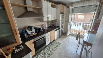 SE VENDE PISO EN CUATROVIENTOS photo 0