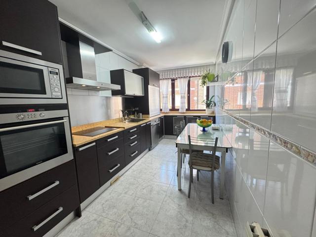 PISO EN VENTA EN ZONA ALTA DE PONFERRADA photo 0