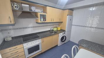 SE VENDE PISO EN EL CENTRO REFORMADO photo 0