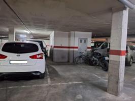 Plaza de aparcamiento - Vilafranca del Penedès photo 0
