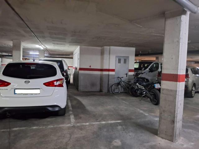 Plaza de aparcamiento - Vilafranca del Penedès photo 0
