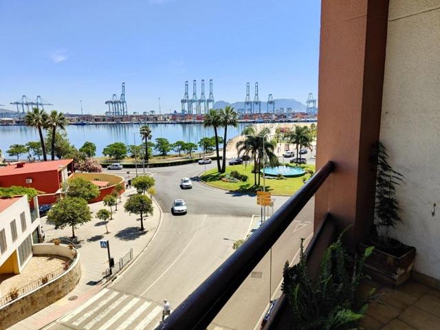 Piso de 3 Dormitorios con Garaje Frente al Corte Inglés – Algeciras photo 0