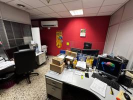 SANT BOI LOCAL COMERCIAL DIÁFANO EN VENTA photo 0