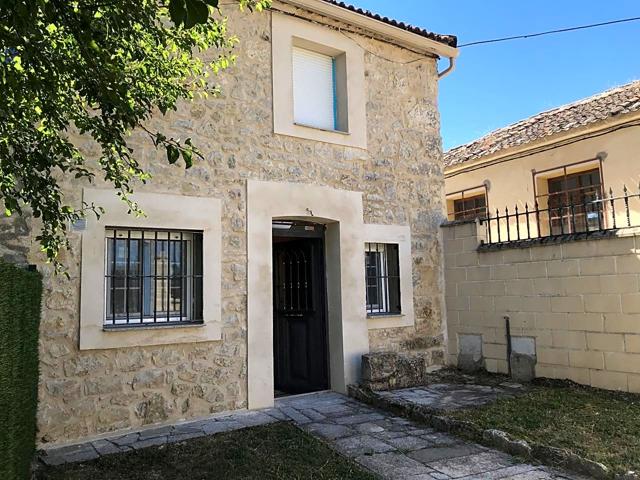 Bonito Chalet a estrenar en Santiuste de Pedraza photo 0