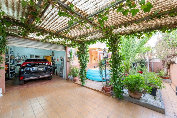 PRECIOSO CHALET EN LA URBANIZACION DE ROQUETAS DE MAR photo 0