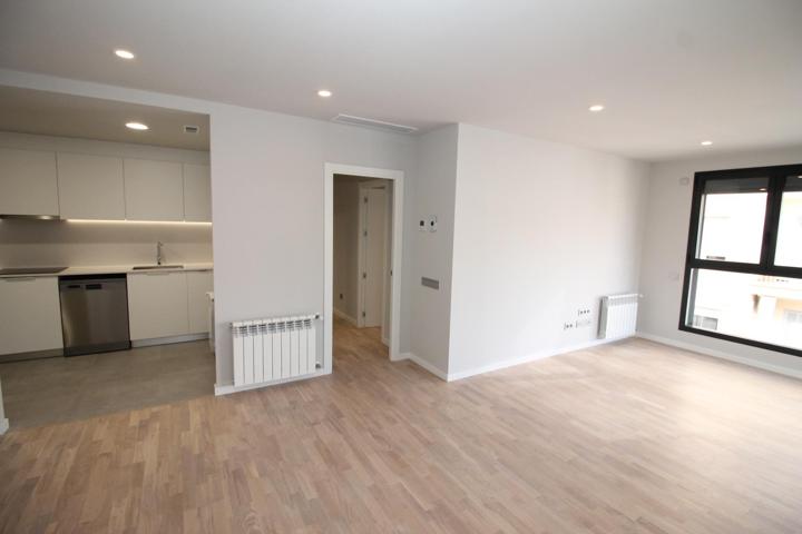 FANTÁSTICO PISO SEMINUEVO EN ZONA ARCHIDUQUE photo 0