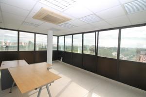 OFICINA EN VENTA EN POLÍGONO SON CASTELLO photo 0