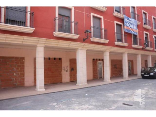 Local comercial en venta en Tomelloso photo 0