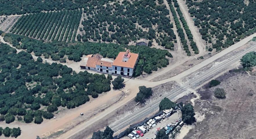 CORTIJO CON TERRENO DE 30 Ha. EN CÁRTAMA. MÁLAGA photo 0