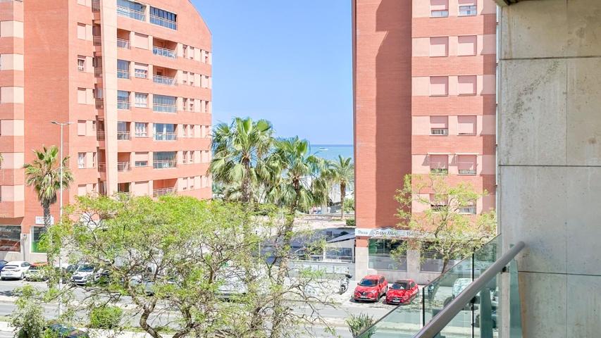 PISO DE TRES DORMITORIOS EN CALLE PACÍFICO, MÁLAGA photo 0