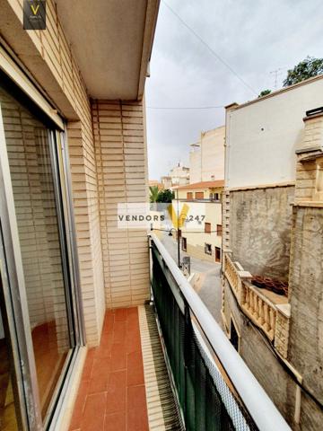 Gran vivienda en el centro, finca con ascensor photo 0