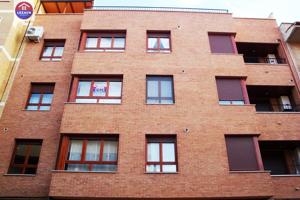 Piso En venta en Peralta, Peralta photo 0