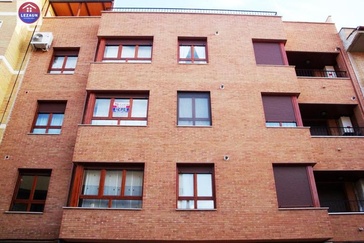 Piso En venta en Peralta, Peralta photo 0