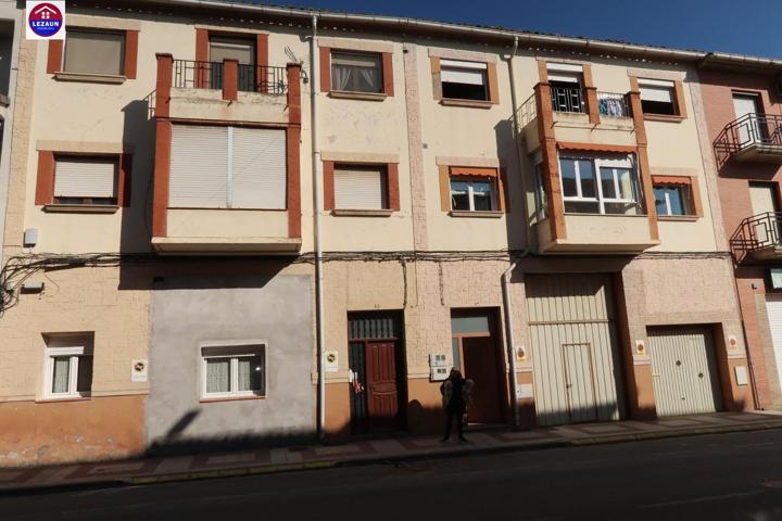 Venta edificio en Funes photo 0
