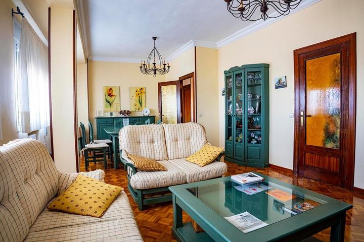 Piso En venta en Funes, Funes photo 0