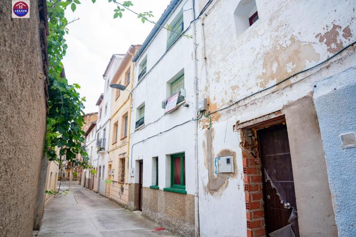 Casa En venta en Falces, Falces photo 0