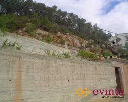Terrenos Edificables En venta en La Solana, Vallirana photo 0