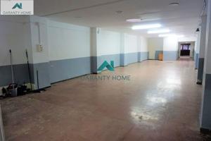 Se vende local comercial en Zona Sants photo 0