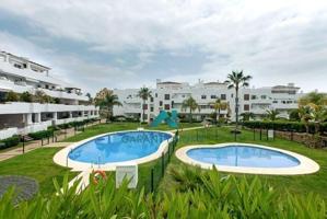 Piso de alquiler en La Concha-Resina Golf, Estepona photo 0