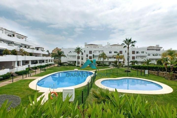 Piso de alquiler en La Concha-Resina Golf, Estepona photo 0