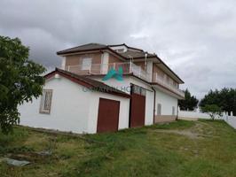Casa en venta en Castellanos de Villiquera photo 0