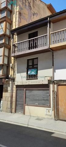 Se vende casa con local comercial en Ampuero photo 0