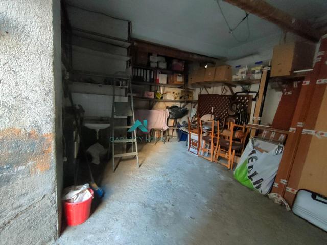 Local en venta en Mondragon photo 0