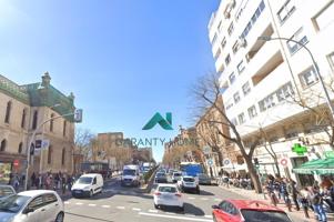 Piso en venta en Castellana, Madrid photo 0