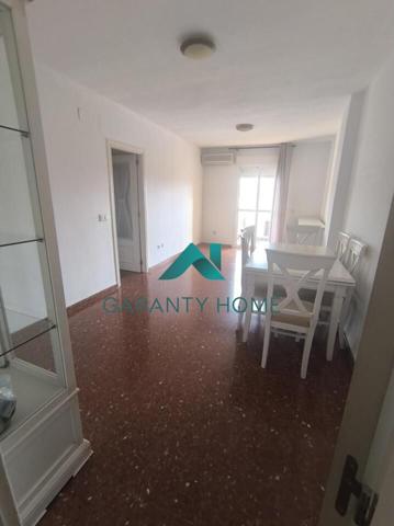 SE VENDE PISO EN CABRA CERCA DEL HOSPITAL photo 0
