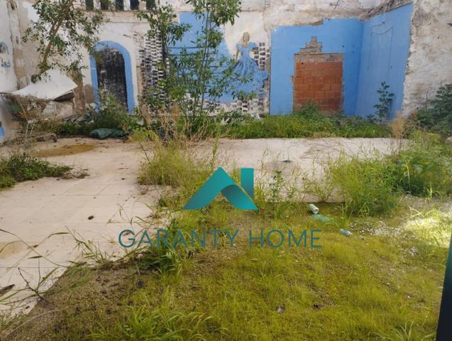 SE VENDE PARCELA URBANIZABLE EN EL CENTRO DE LUCENA photo 0