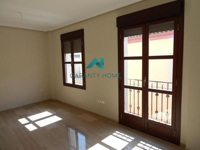 PISO EN VENTA EN PRIEGO DE CÓRDOBA photo 0