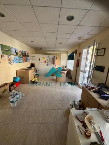 SE VENDE LOCAL EN LUCENA photo 0
