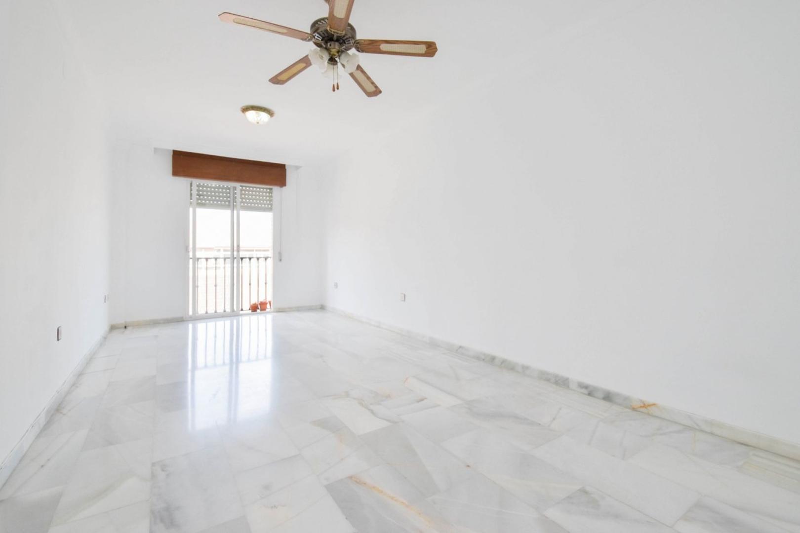 115. 000 EUROS, PLENO CENTRO DE ARMILLA, AMPLIO PISO DE TRES DOR - 32355675