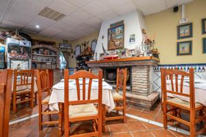 traspaso ( 55.000€ ) o venta ( 300.000€ )  bar restaurante en Santa Fe, por jubilación photo 0