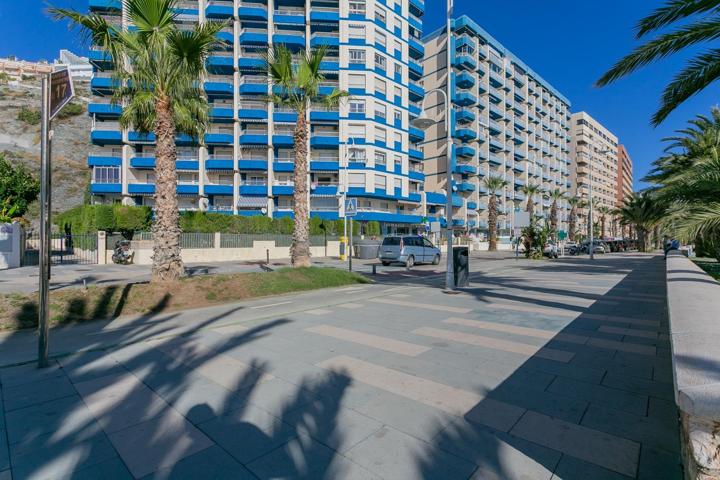 ¡Apartamento en Primera Línea de Playa en Velilla, Almuñécar! photo 0